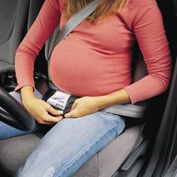 Вредно ли водить беременным?