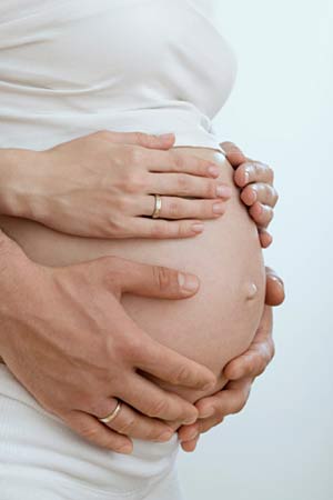 Вреден ли оргазм при беременности?